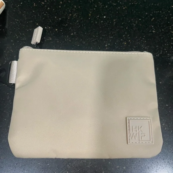 HKWP Cream Crossbody Bag for Women - Picture 5 of 7